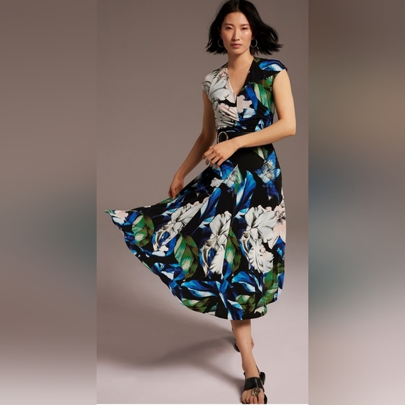 White House Black Market Matte Jersey Midi Dress - Picture 2 of 6